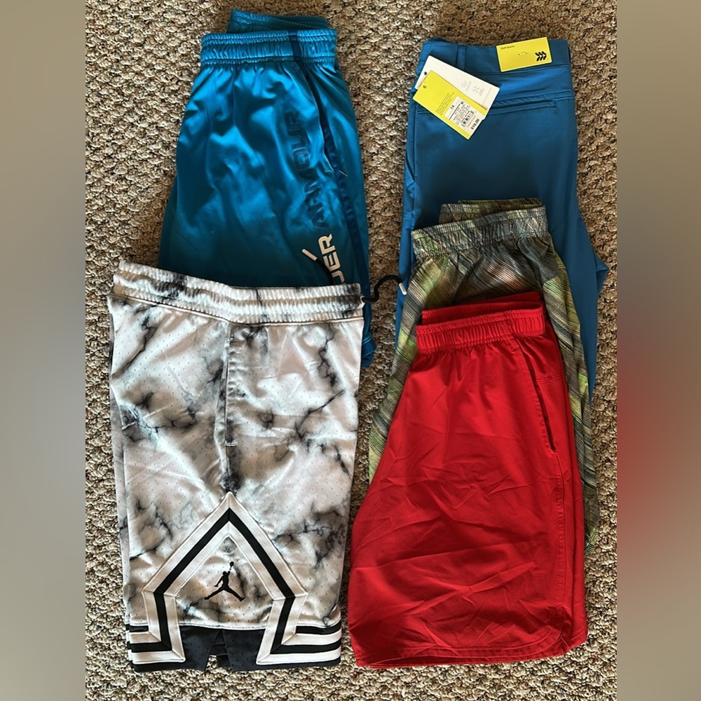 Under Armour Nike Target boy 12/14y Blue and Red Athletic Shorts
